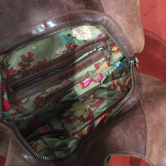 handmade leather shoulder bag - Picture 4 of 7